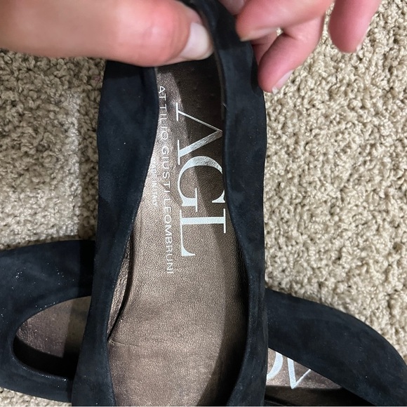 Attilio Giusti Leombruni AGL Black Pointy Toe Suede Ballet Flats - Picture 2 of 9